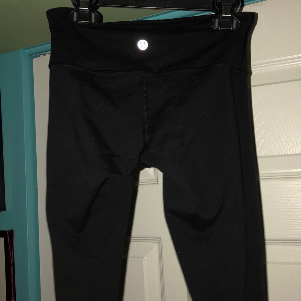 Black Lululemon leggings